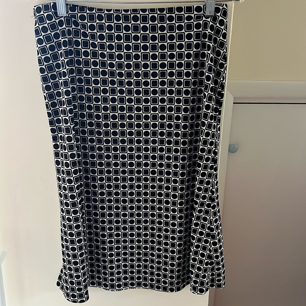 New York & Company Small Skirt